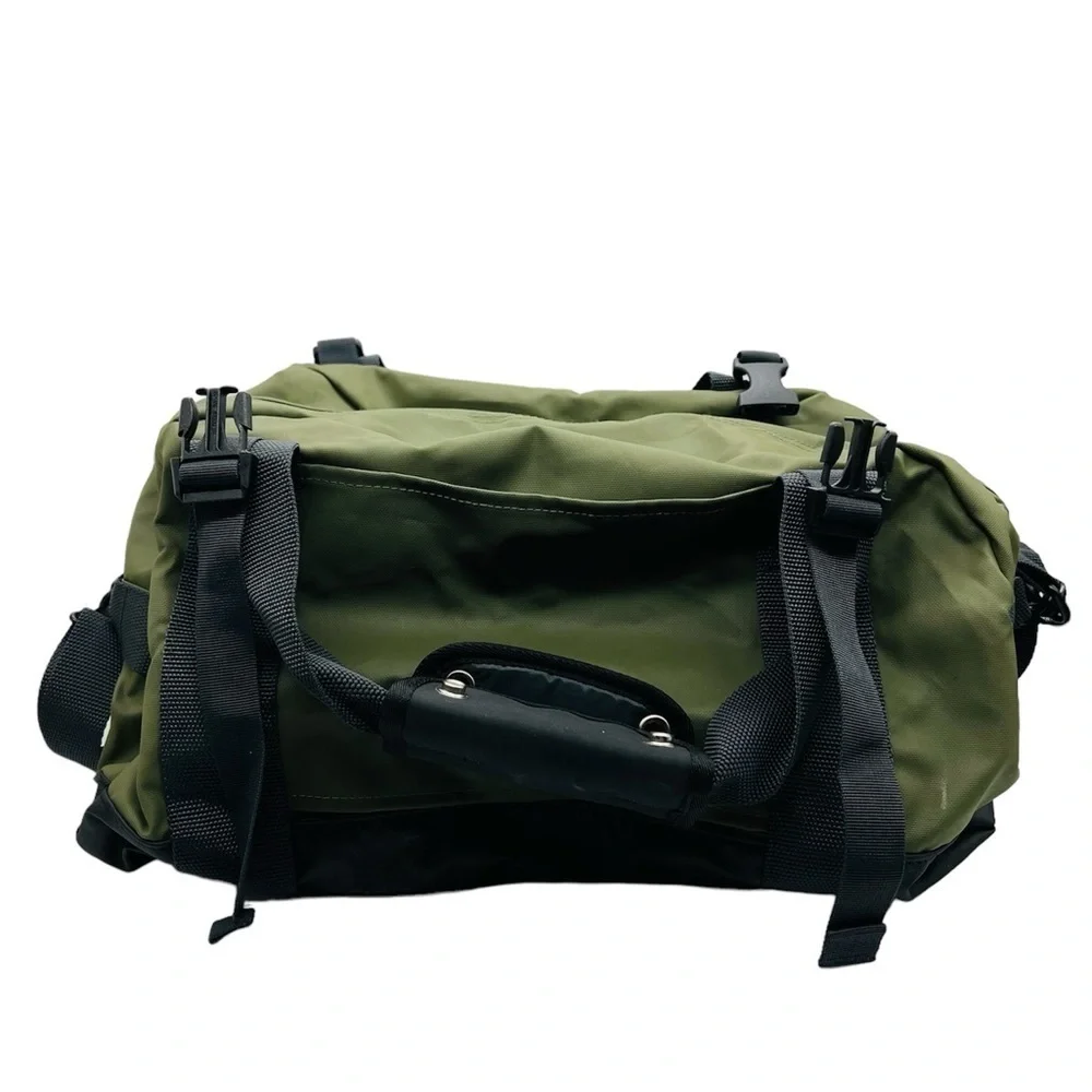 EAGLE CREEK TAUCK ARMY GREEN NO MATTER WHAT SMALL DUFFLE BAG